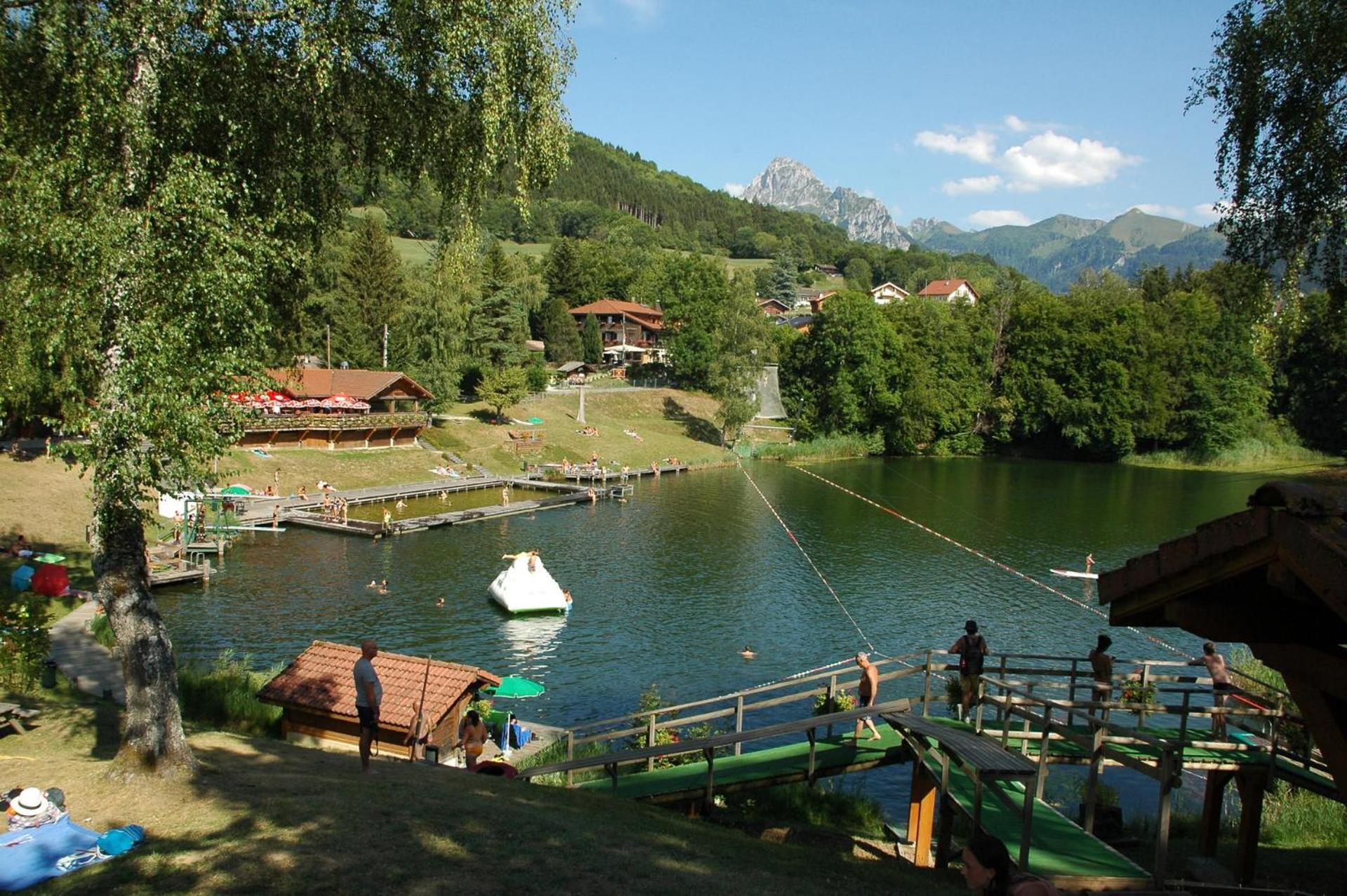 Apartamento Rez De Jardin / Pieds Des Pistes Bernex Exterior foto